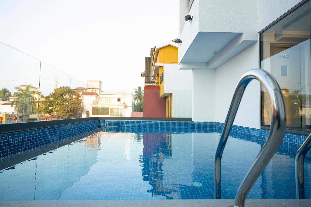 The Crescent Hotel Panaji Eksteriør billede